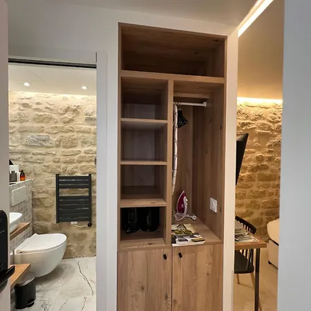 Studios Clouet-Paris Centre- Xve!-3